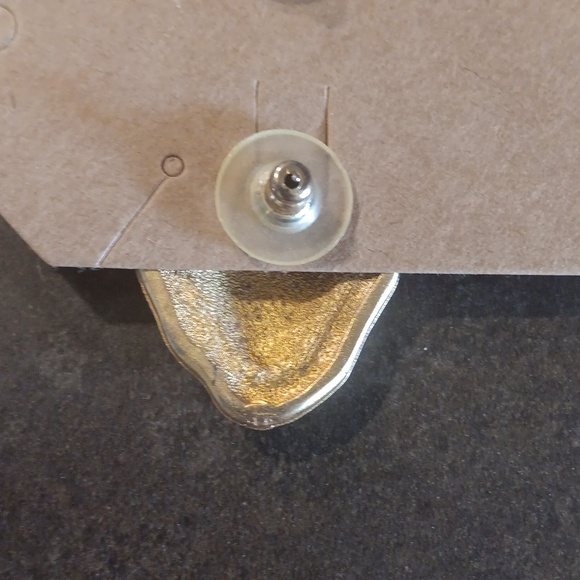 Vintage Gold and Orange Stud Earrings - Picture 4 of 4